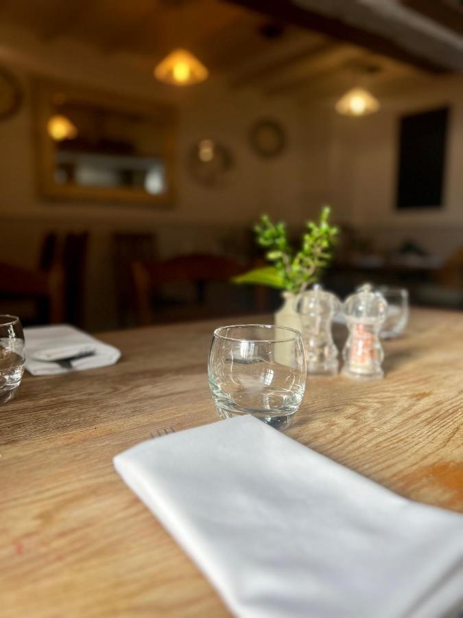 Готель The Lion, Tredington Shipston-on-Stour Екстер'єр фото