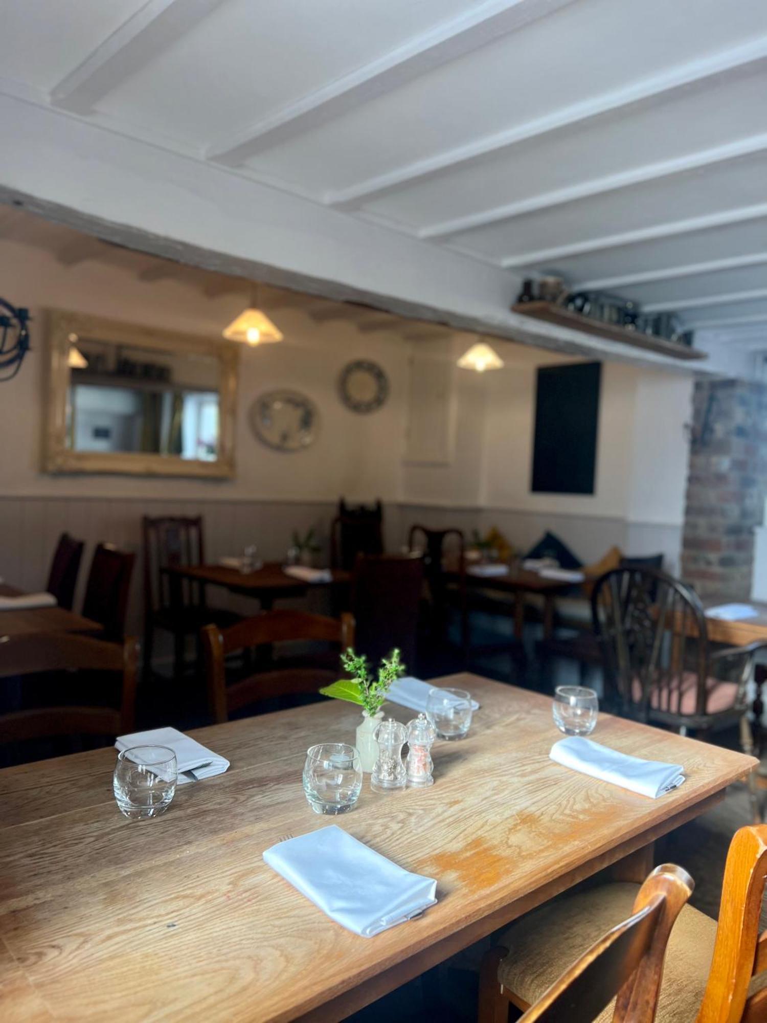 Готель The Lion, Tredington Shipston-on-Stour Екстер'єр фото